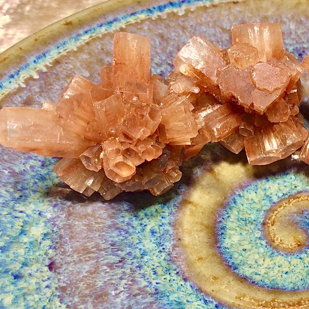 2x Mini Star Aragonite Clusters, Super Charged - Picture 7 of 9